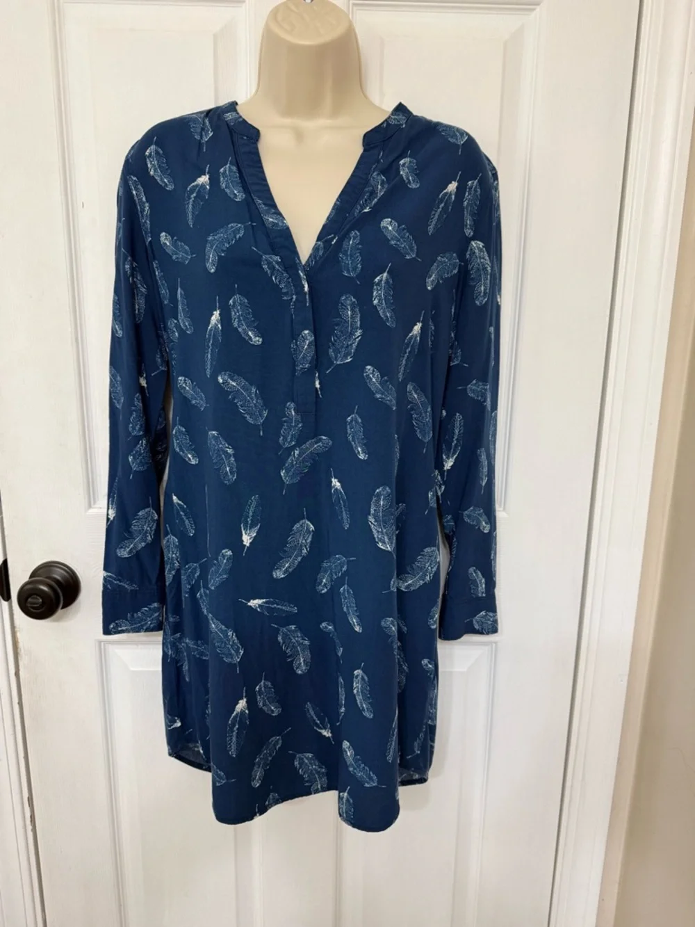 Banana Republic Feather Print Tunic Dress Blue Long Sleeve Size 6 - Picture 2 of 13